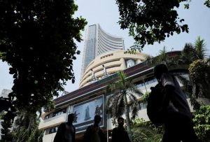 India's equity benchmarks ease as financials retreat from record highs