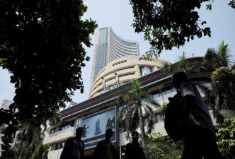 India's equity benchmarks ease as financials retreat from record highs